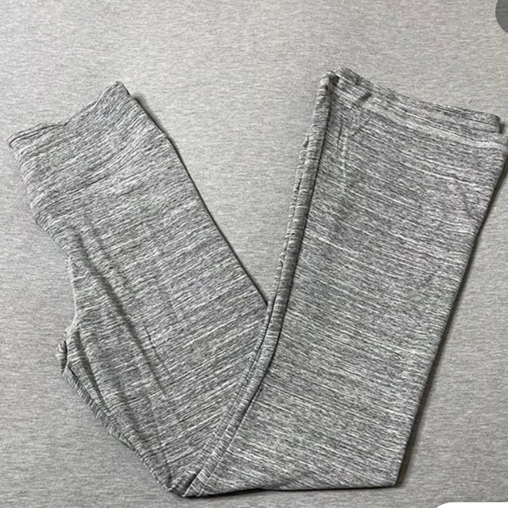 PINK Active Crossover Flare Leggings